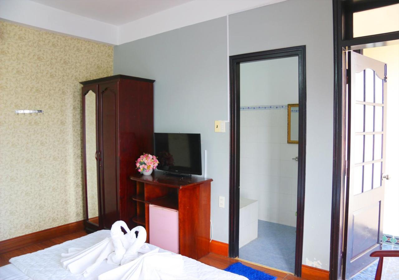 Ponys Hotel Nha Trang Extérieur photo