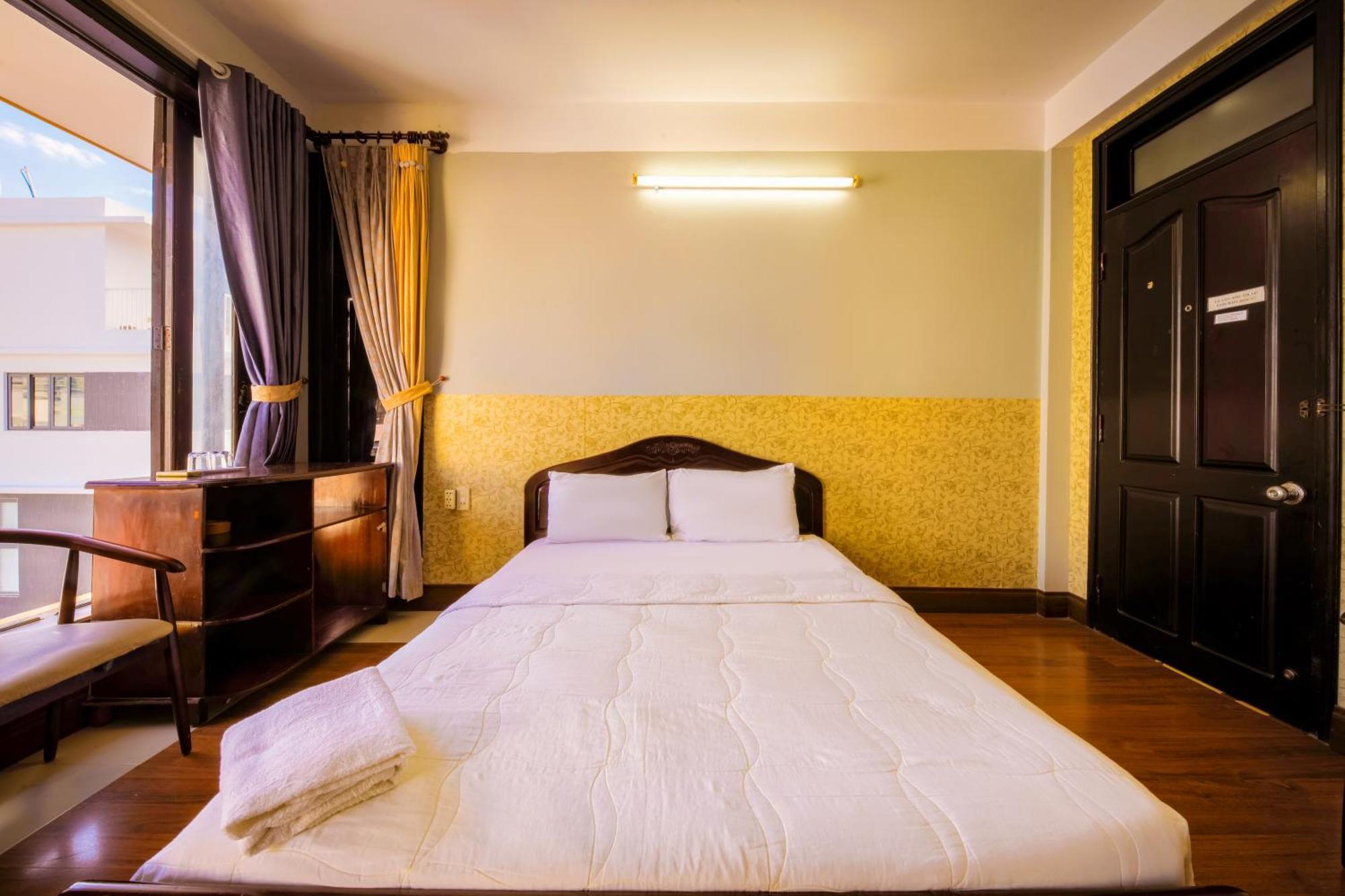 Ponys Hotel Nha Trang Extérieur photo