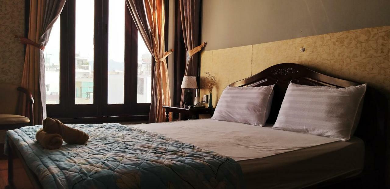 Ponys Hotel Nha Trang Extérieur photo