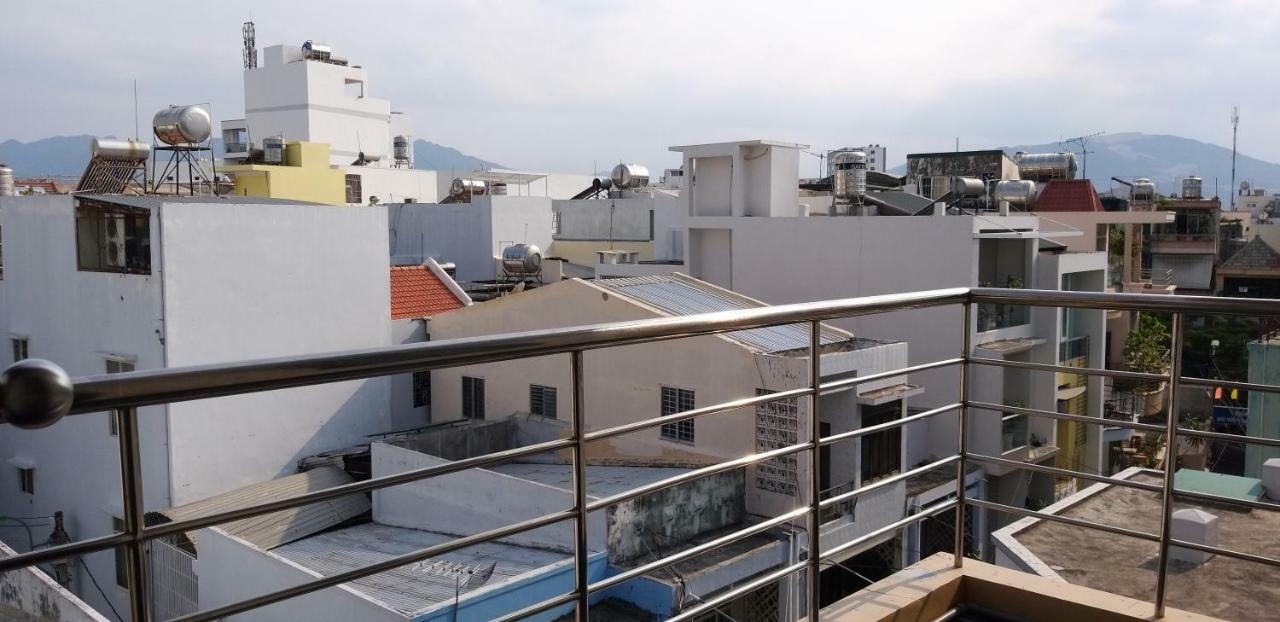 Ponys Hotel Nha Trang Extérieur photo